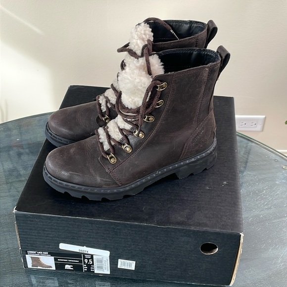 Sorel Lennox Lace Cozy boots - Picture 3 of 12